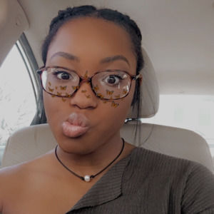 Meet your Posher, Jada